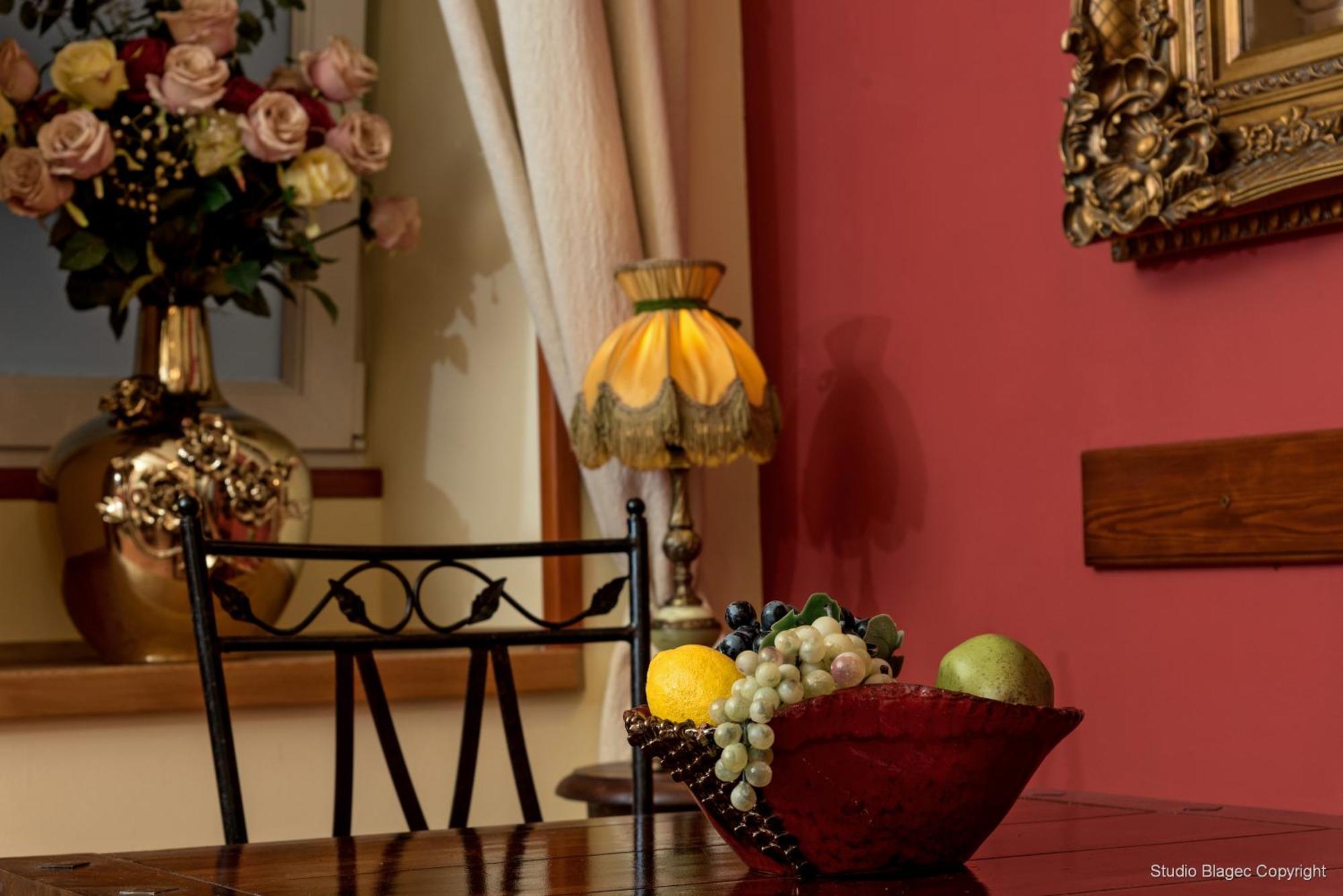 Emperor'S Suites Сплит Номер фото